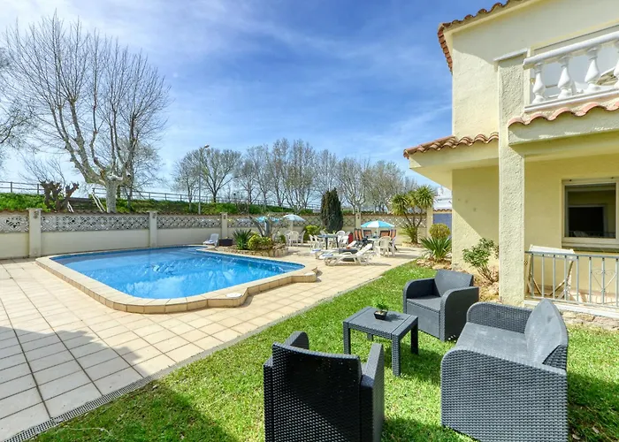 Muga-9 By Interhome Empuriabrava