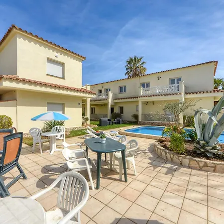 Muga-9 By Interhome Ampuriabrava